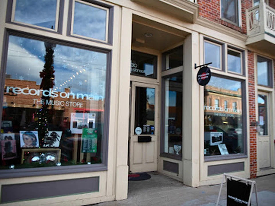Records On Main, Denver