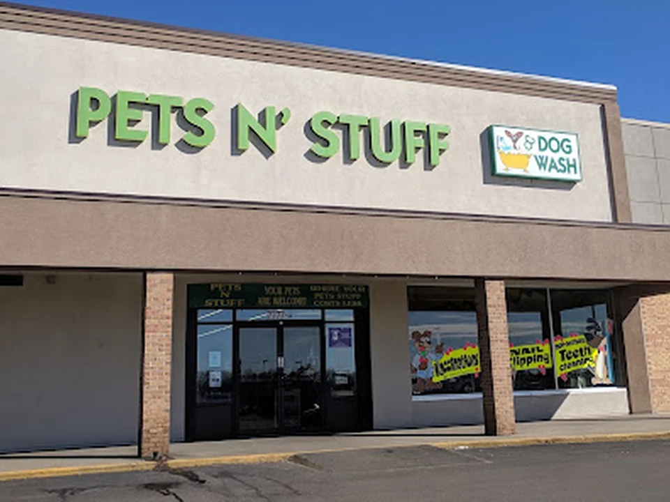 Pets N' Stuff, Denver