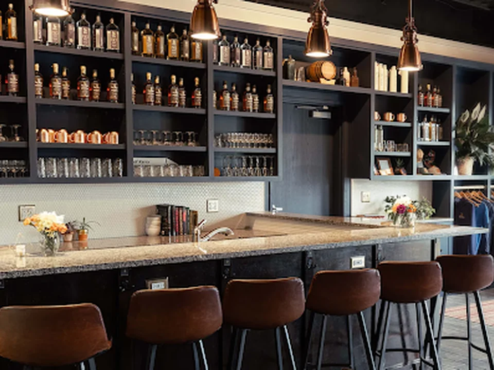 Talnua Distillery, Denver
