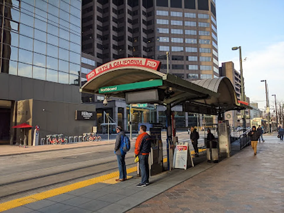 18th St / California Station, Denver