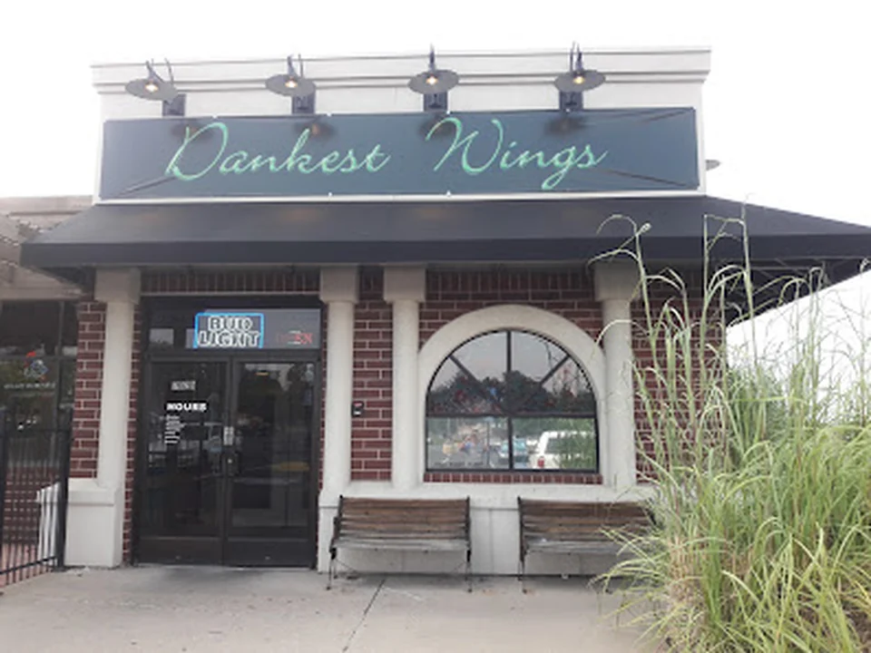 Wing Slingers, Denver