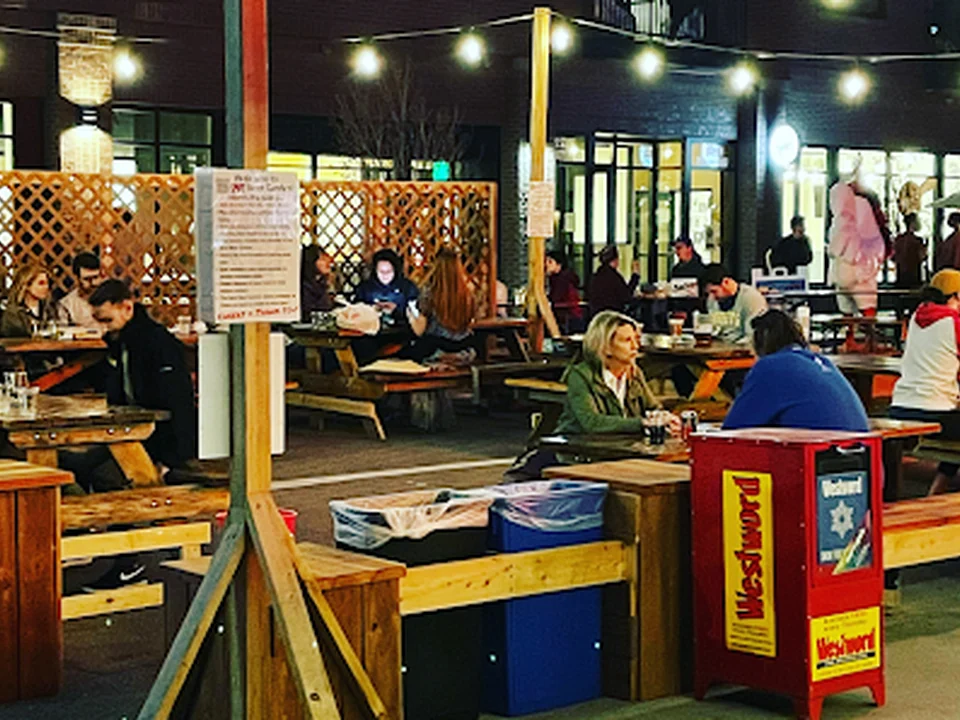 Spot Bar & Grill, Denver