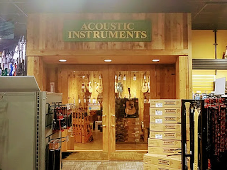 Guitar Center, Denver