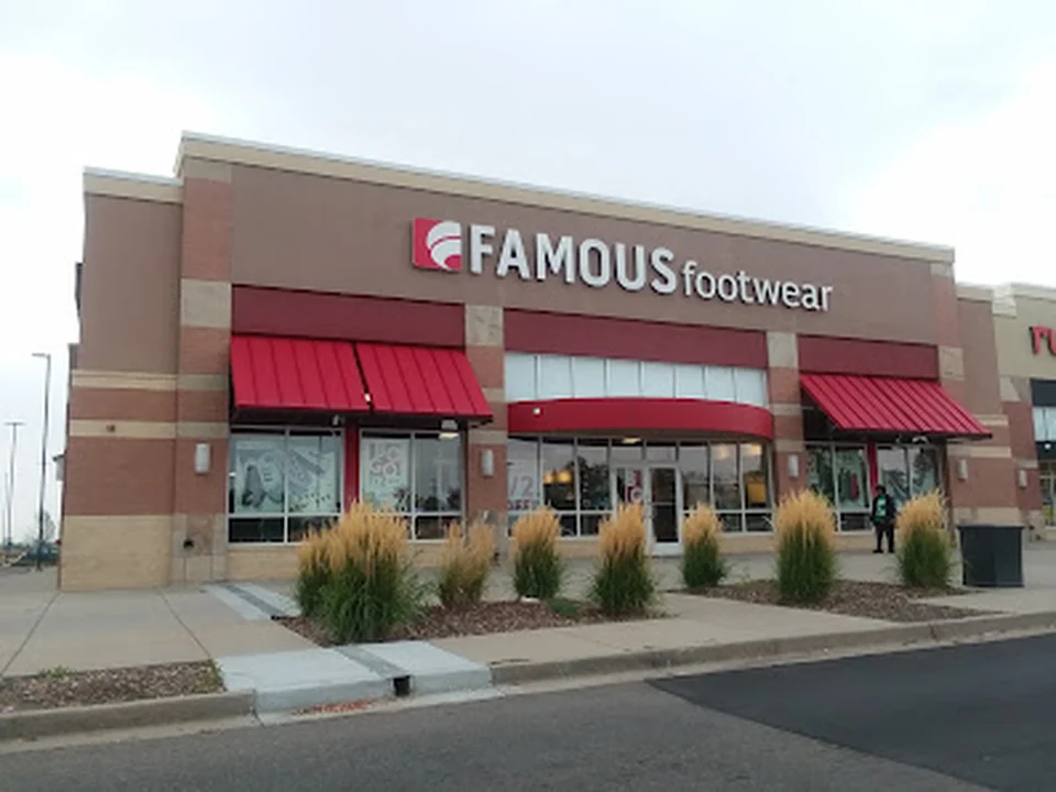 Famous Footwear, Denver