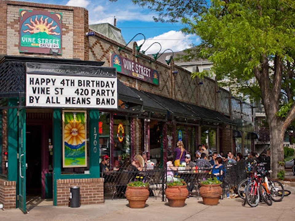 Vine Street Pub & Brewery, Denver