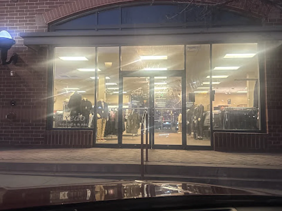 Men's Wearhouse, Denver