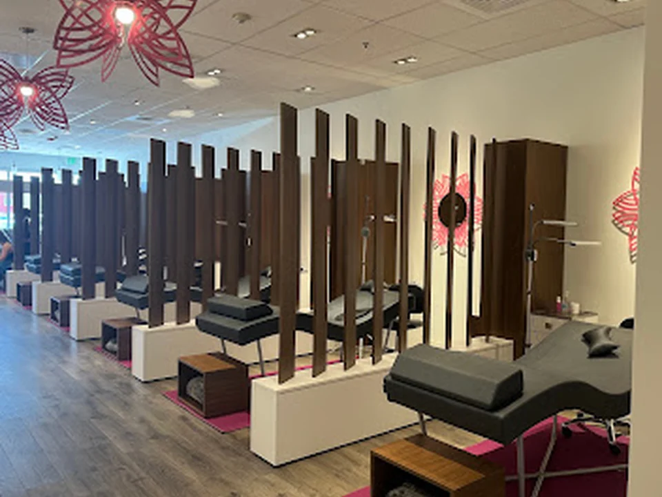 Deka Lash, Denver