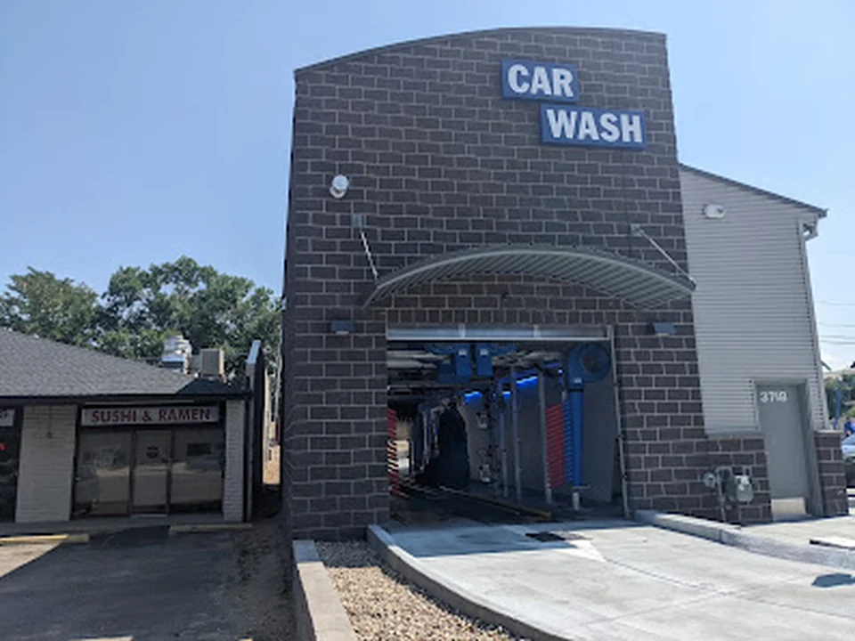 Blue Sky Car Wash, Denver