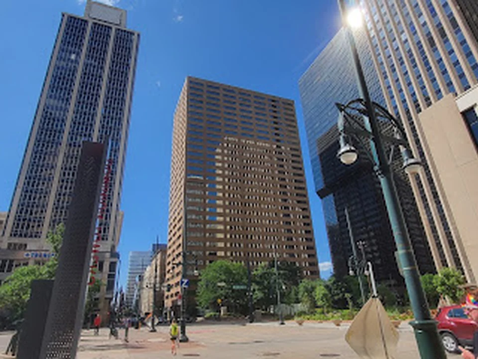 17th St & California St [ Z Stop ], Denver