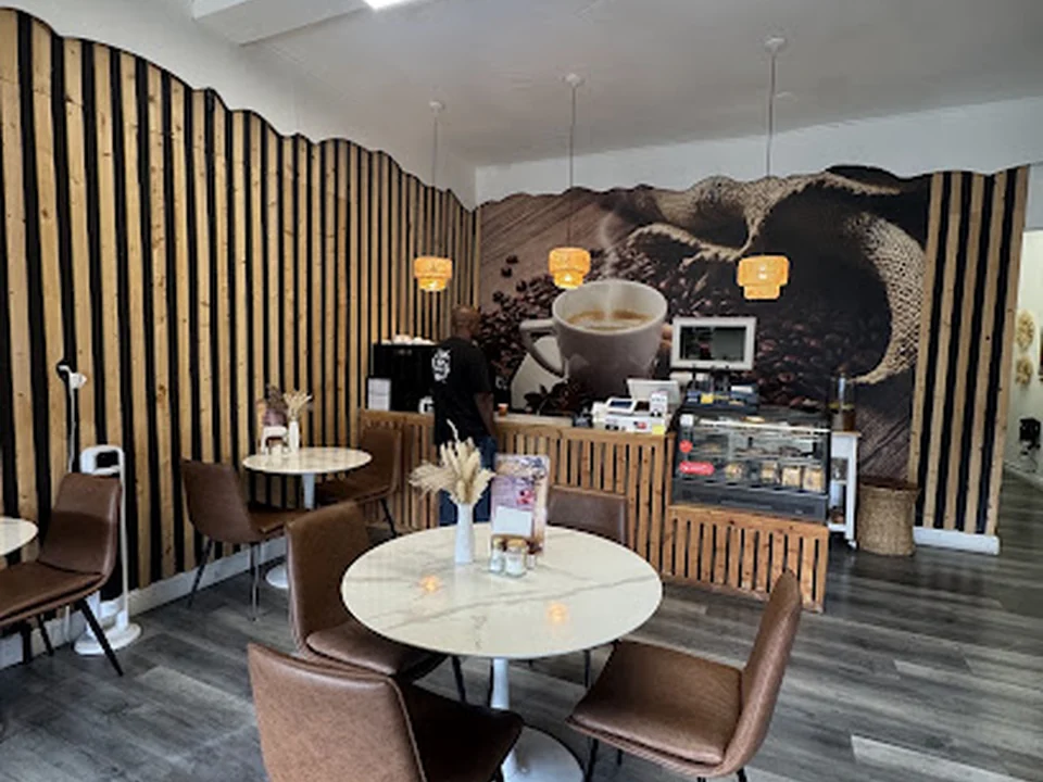 Hadnet Cafe, Denver