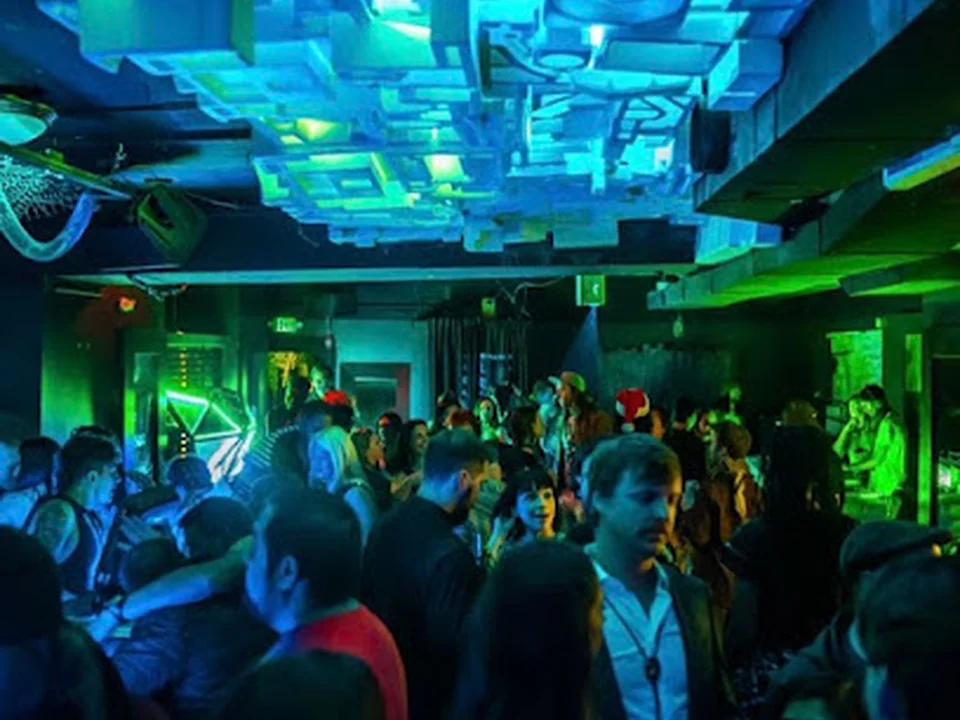 glow lounge, Denver