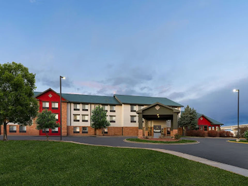 SYLO Hotel Denver Airport, a Ramada by Wyndham