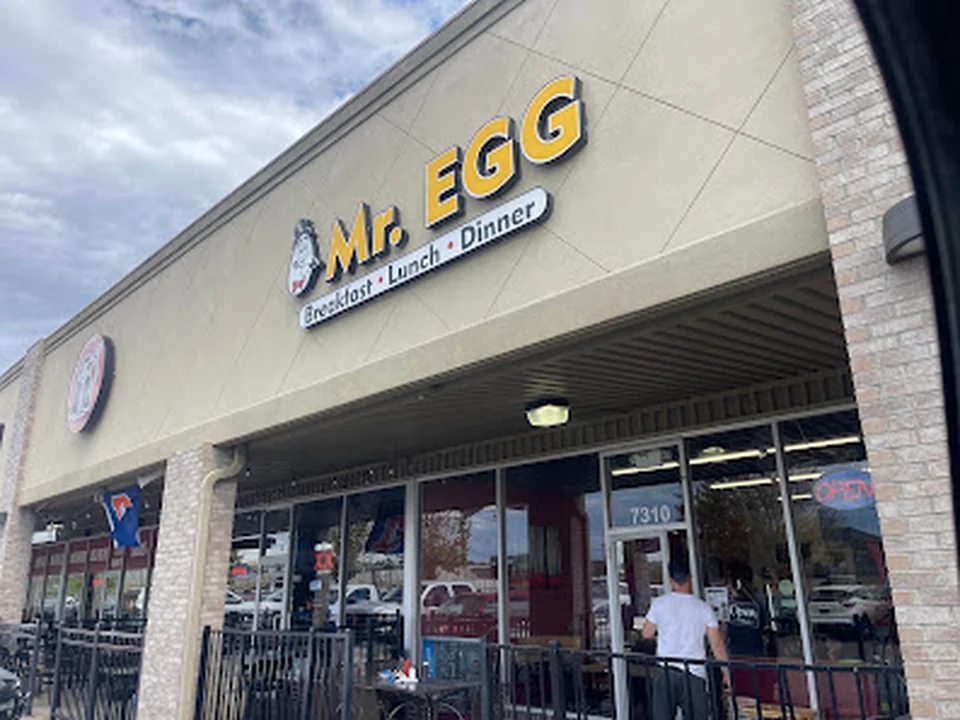 Mr. Egg, Denver