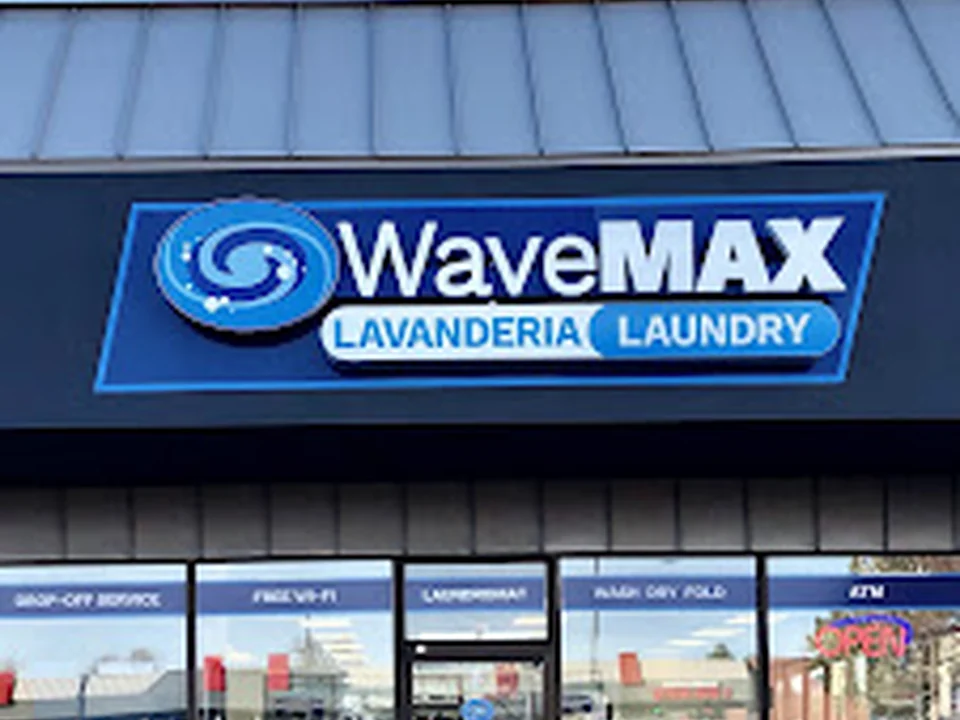 WaveMax Laundry Lakewood, Denver