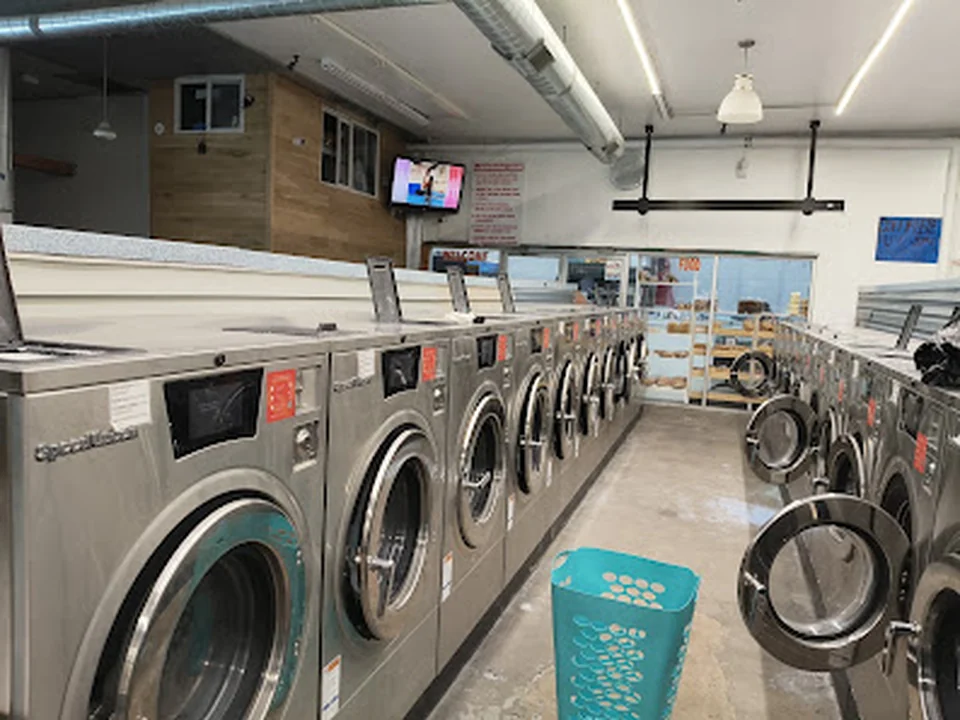 Laundry on the Fax, Denver