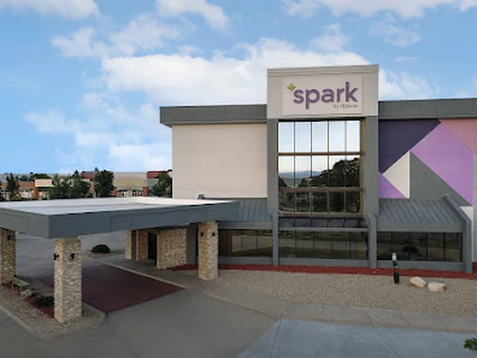 Spark by Hilton Denver East I 70