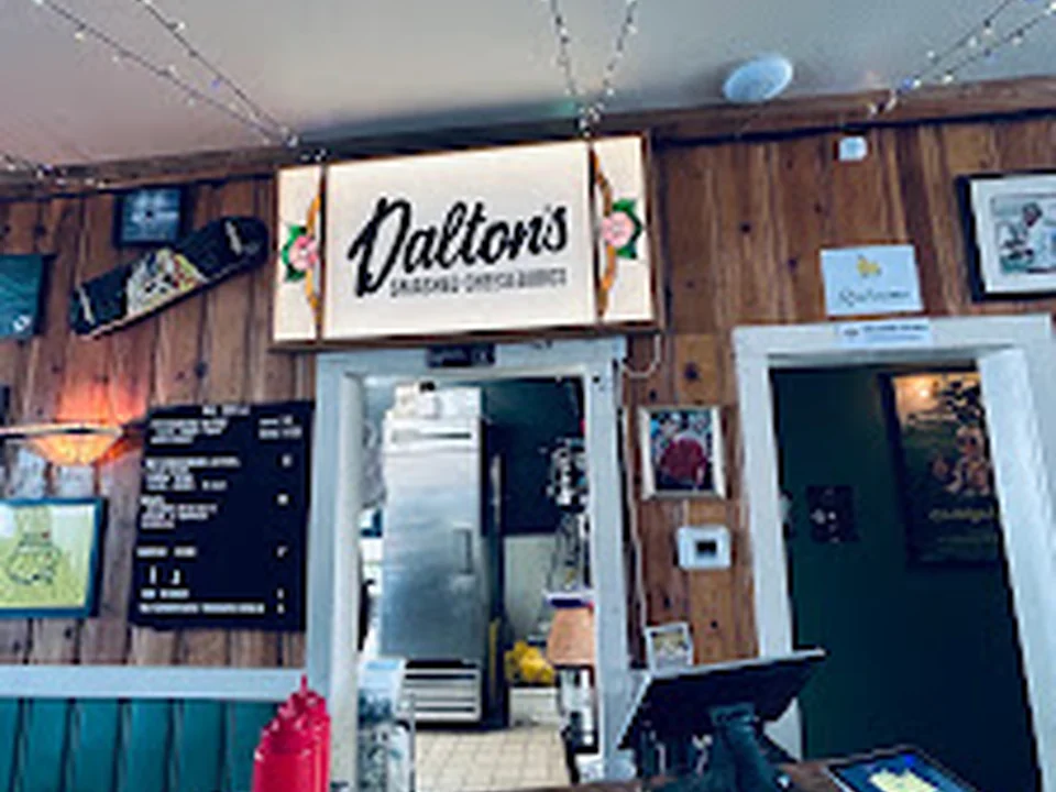 Dalton's Cheeseburgs, Denver