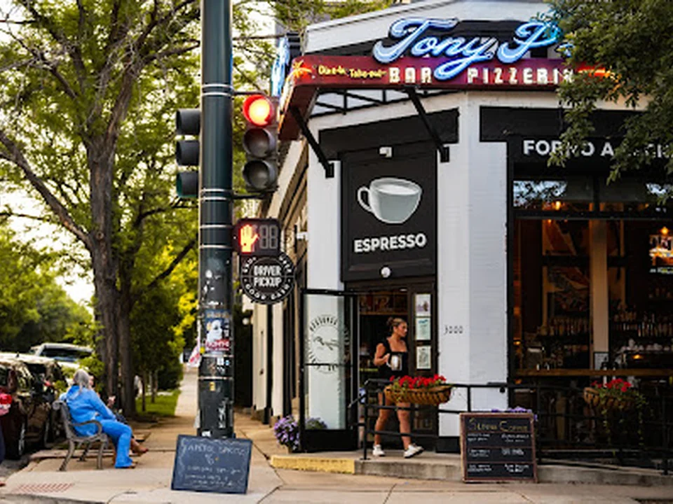 Tony P's Bar & Pizzeria LoHi, Denver