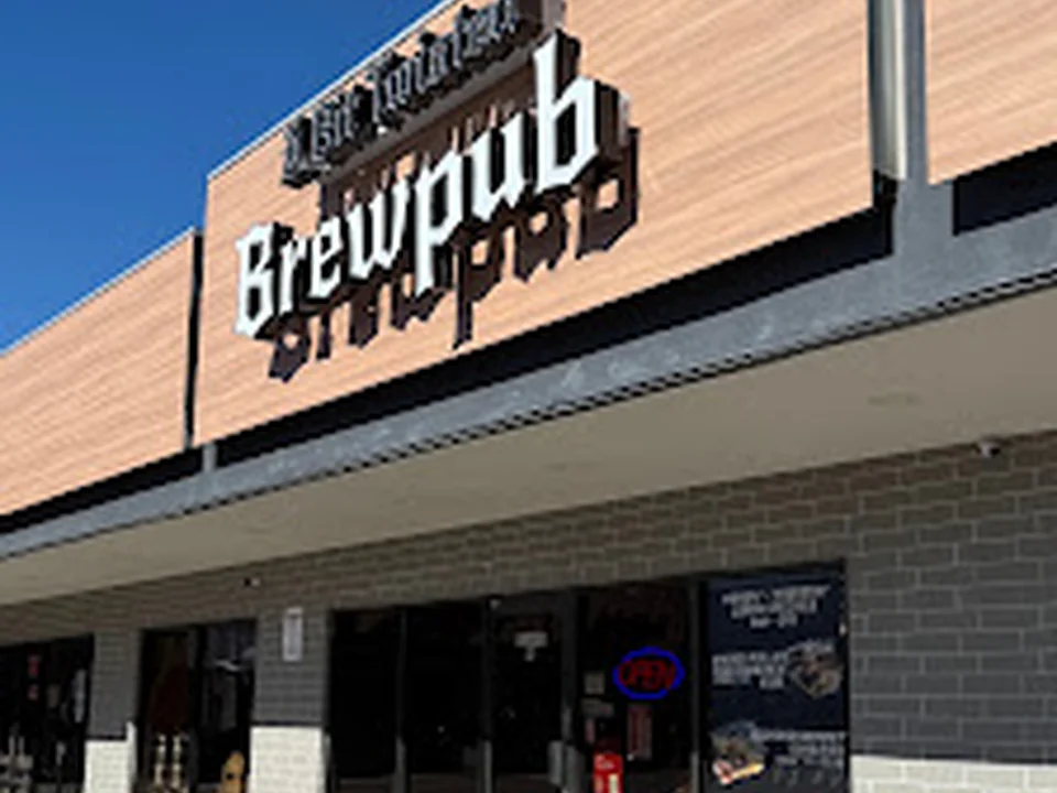 A Bit Twisted Brewery & BBQ, Denver