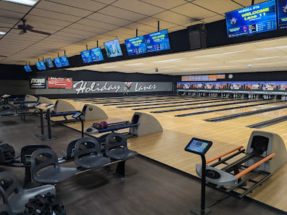 Holiday Bowling & Billiards, Denver