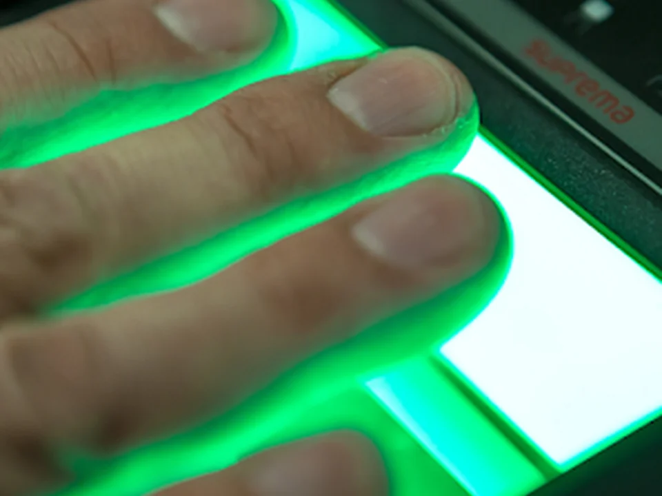 Finger Dash Fingerprinting, Denver