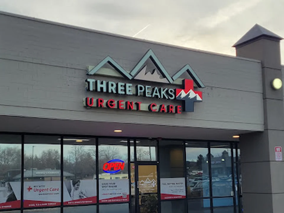Three Peaks Urgent Care - Lakewood, Denver