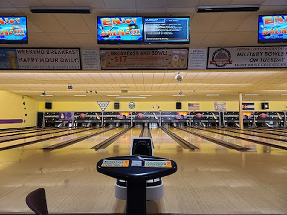 Crown Lanes Bowling Center & Sports Bar, Denver