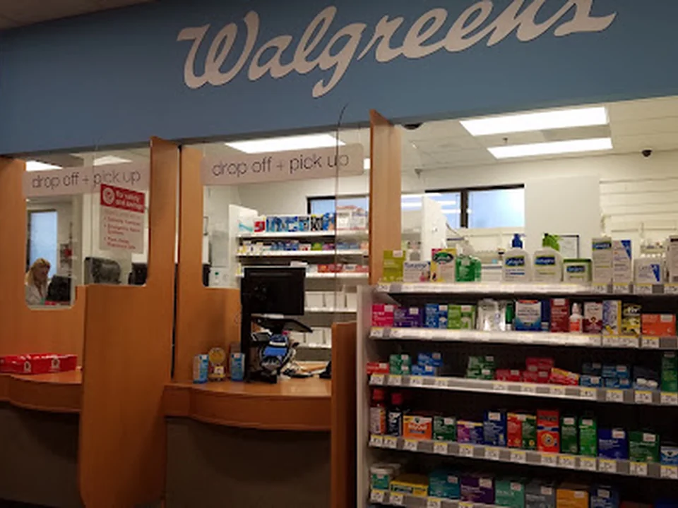 Walgreens Specialty Pharmacy at Rose Medical Center, Denver
