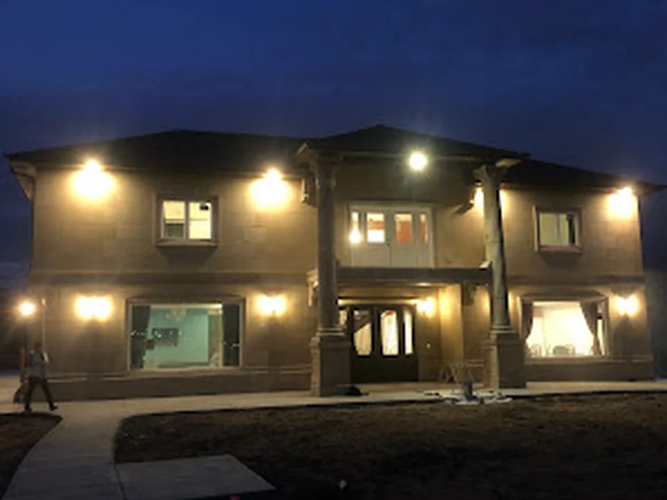 Morrison Manor, Denver