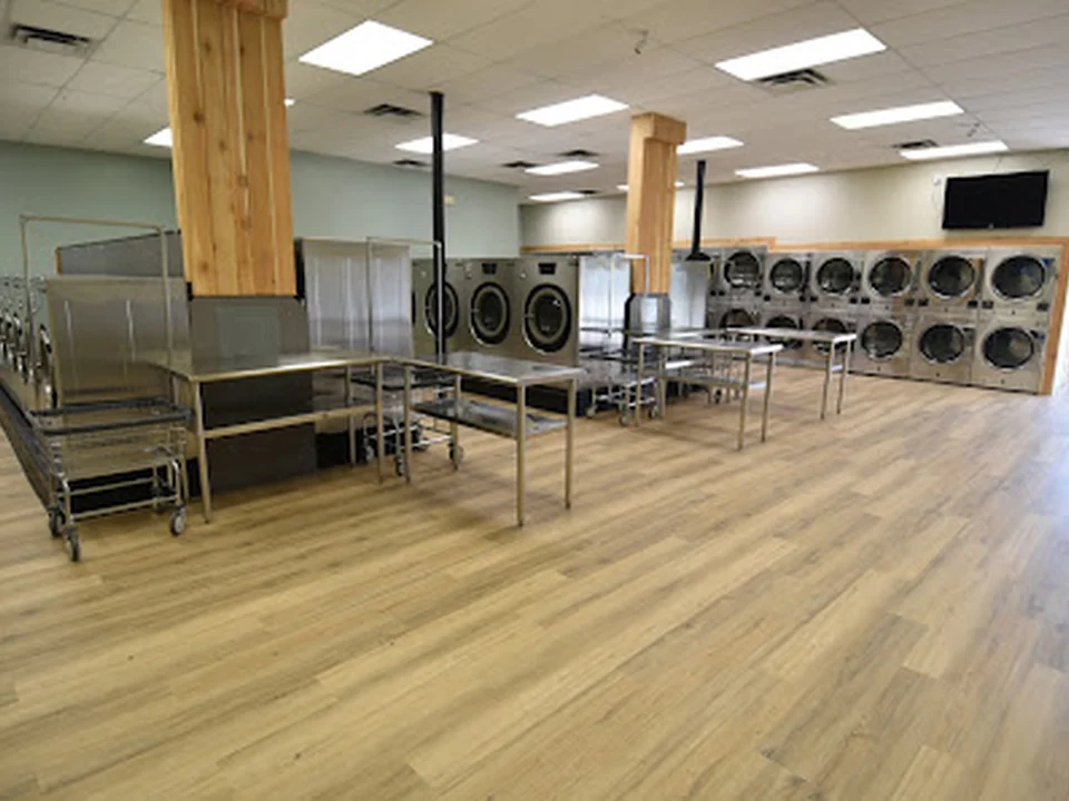 Fresh & Clean Laundry, Denver