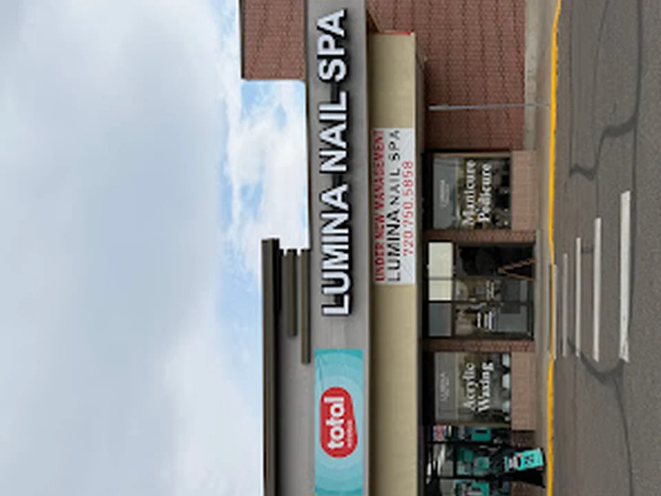 Lumina Nail Spa, Denver