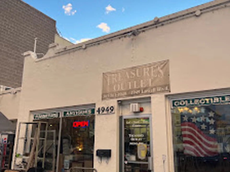 Treasures Outlet, Denver