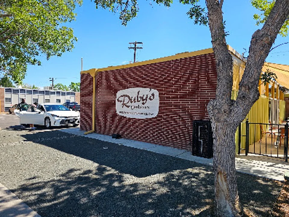 Ruby's Good Shoes, Denver