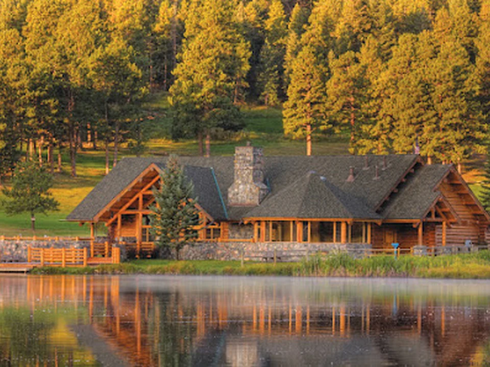 Evergreen Lake House, Denver