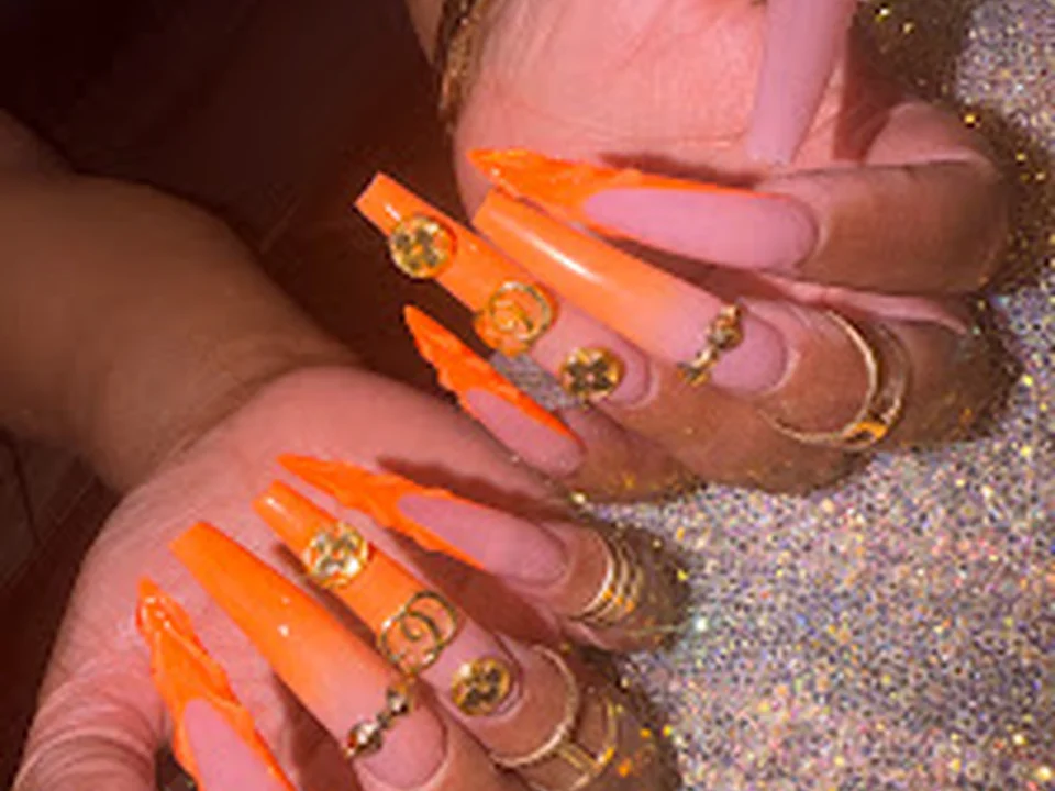 Mainstream Nails, Denver