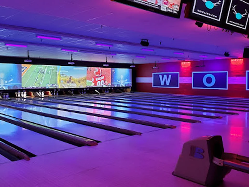 Lucky Strike Lakewood, Denver