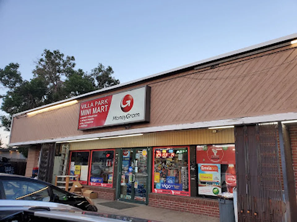 Villa Park Mini Mart, Denver