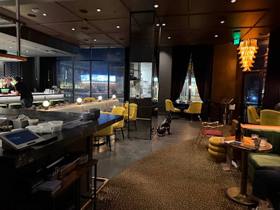 Welton Room cocktail + kitchen, Denver