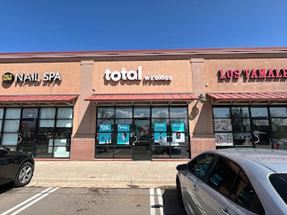 Total Wireless, Denver