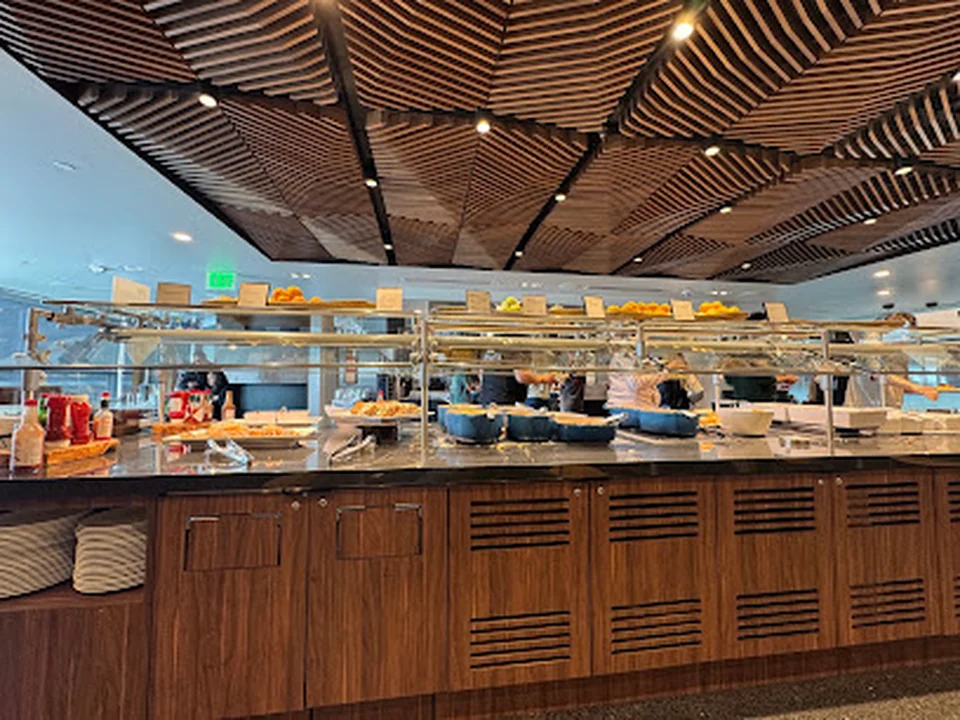 American Express Centurion Lounge, Denver