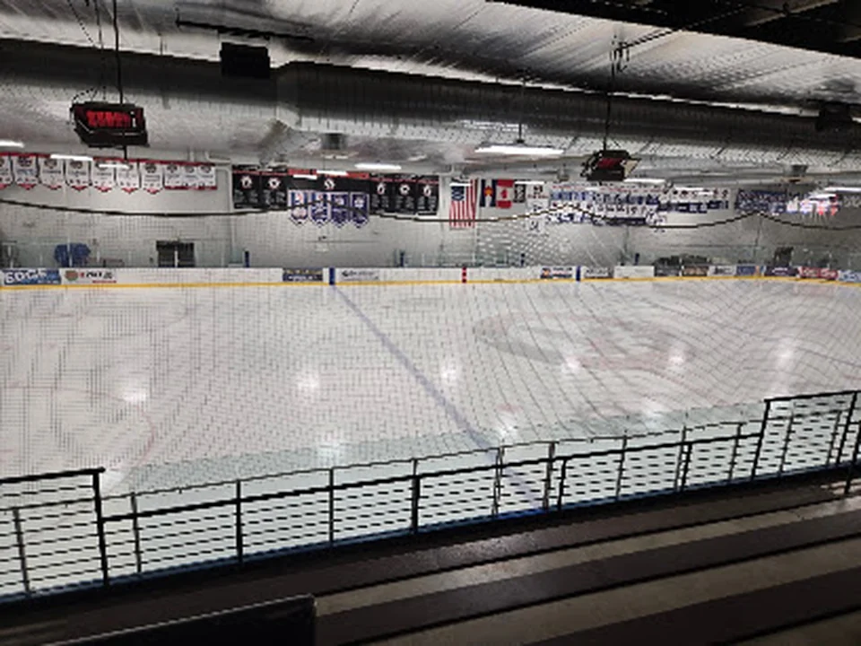 Edge Ice Arena, Denver