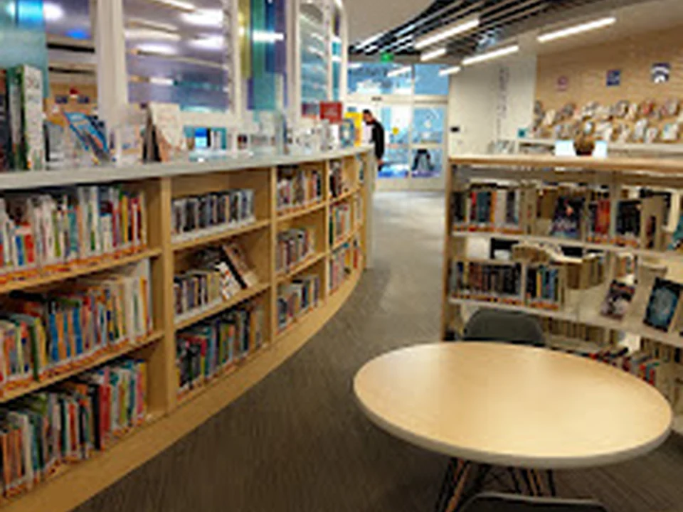 Edgewater Library - Jefferson County Public Library, Denver
