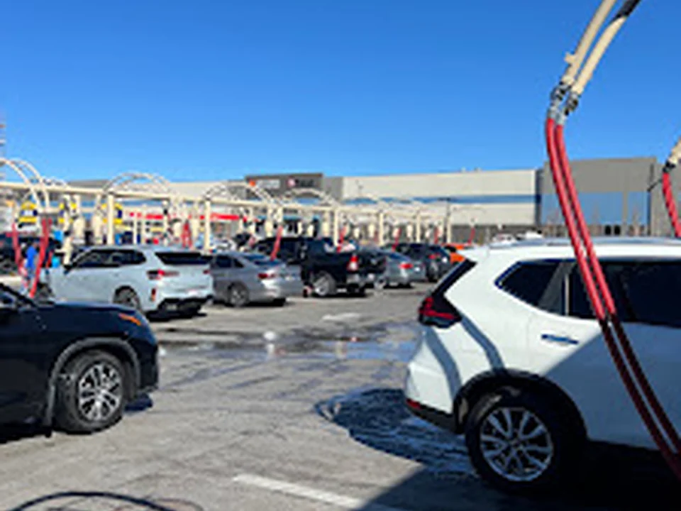 Super Star Car Wash - Central Park Blvd & 40th Ave, Denver