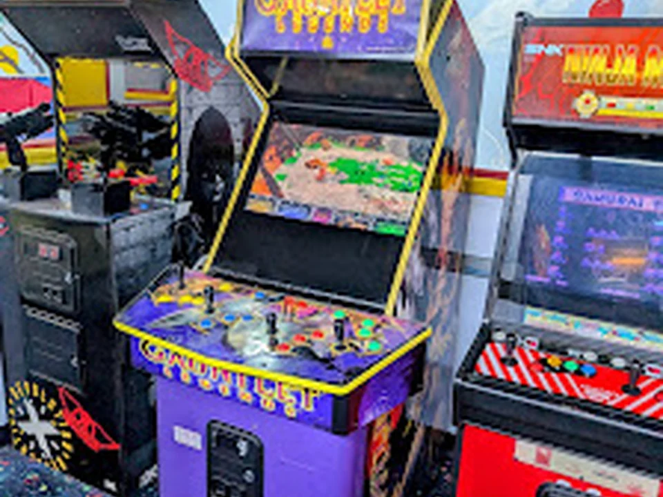 Nickel-A-Play, Denver